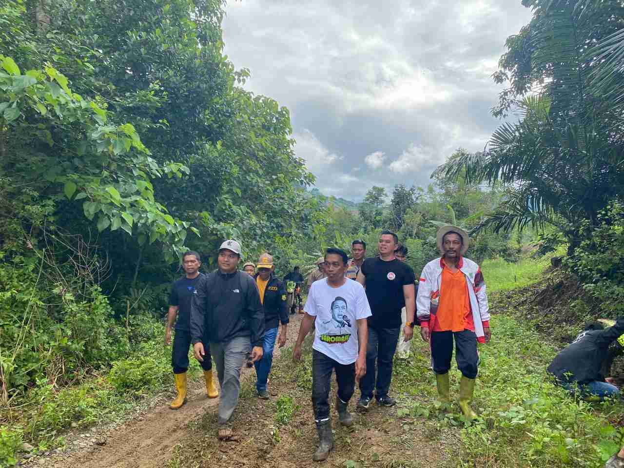 Jalan Pintas ke Dengeng-dengeng Tembus saat Program Bermalam di Desa