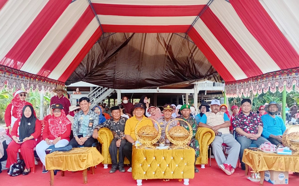 Semangat Kemerdekaan di Pitu Riawa, 30 Barisan PAUD-TK dan 72 Barisan SD SMP Unjuk Kebolehan