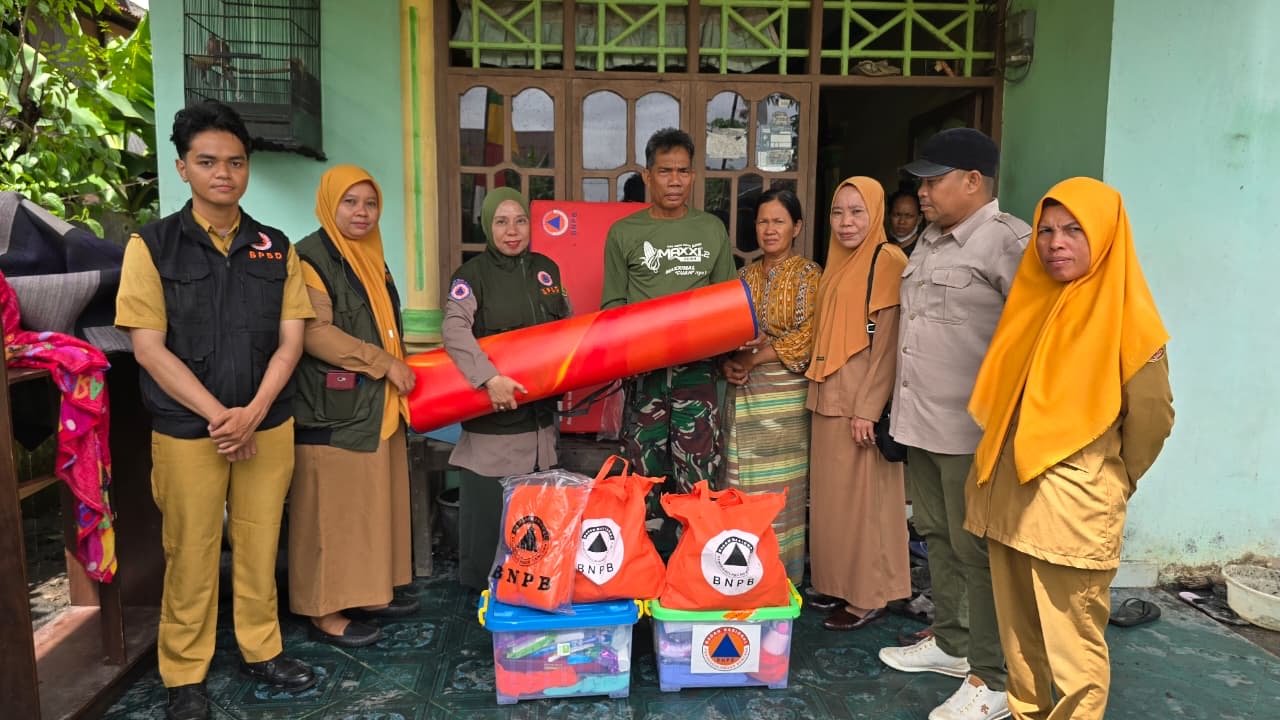 BPBD Sidrap Gerak Cepat Salurkan Bantuan Bagi Korban Kebakaran di Batulappa