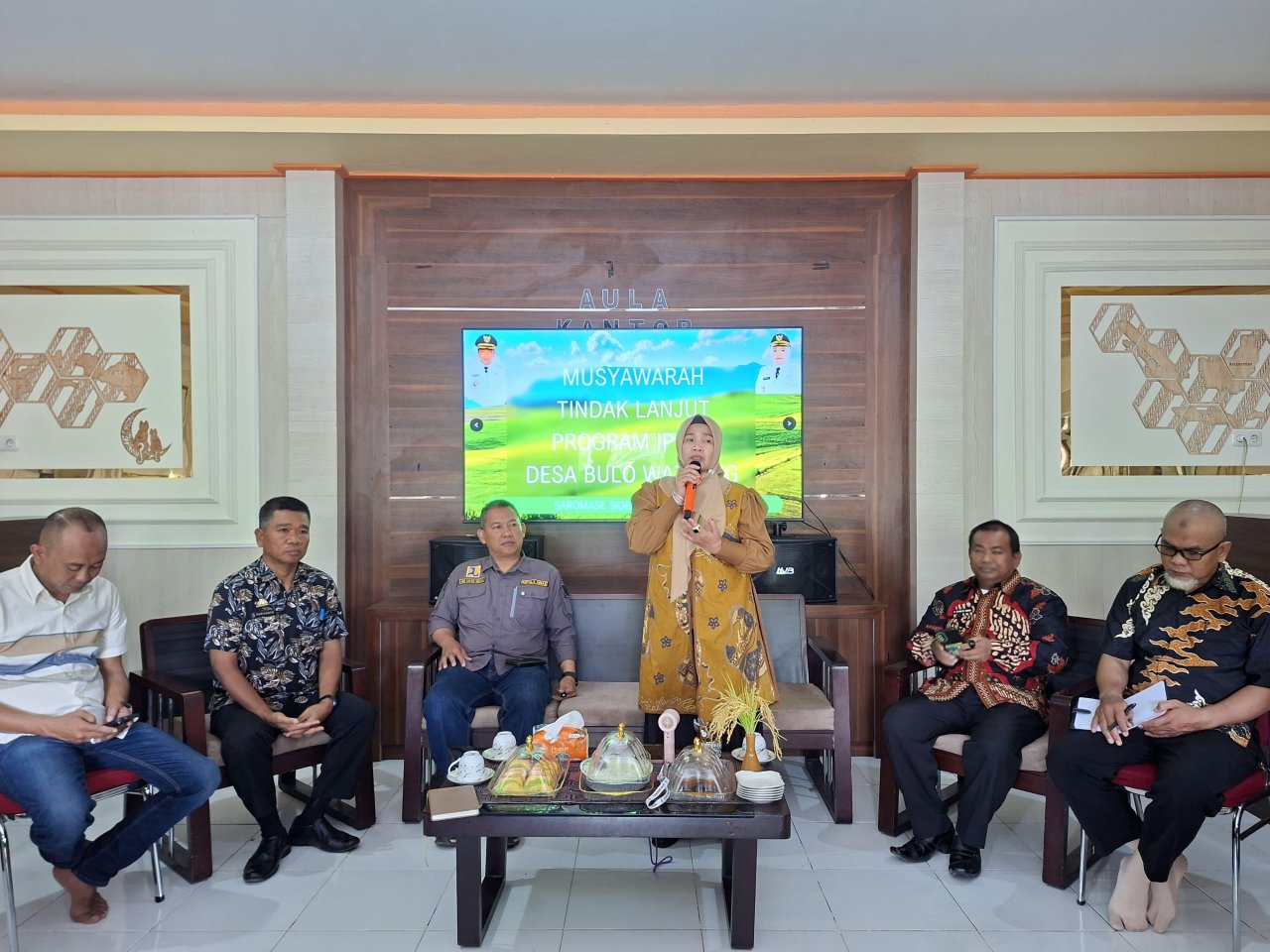 Musyawarah IP 300 di Desa Bulo Wattang, Wabup Sidrap Tekankan Kebersamaan Petani