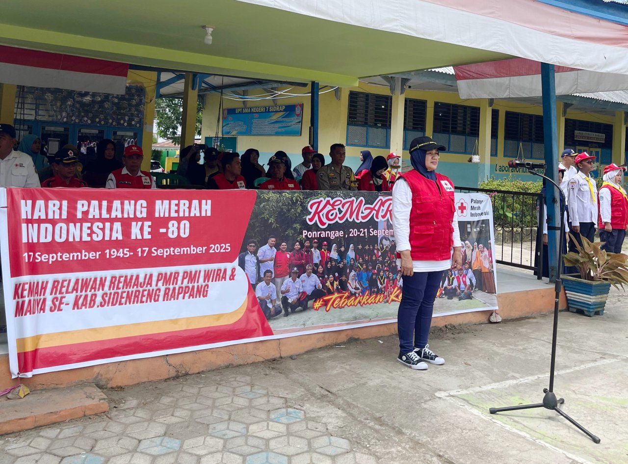 Wabup Sidrap Buka Kemah Relawan Remaja PMR, Tekankan Semangat Kemanusiaan
