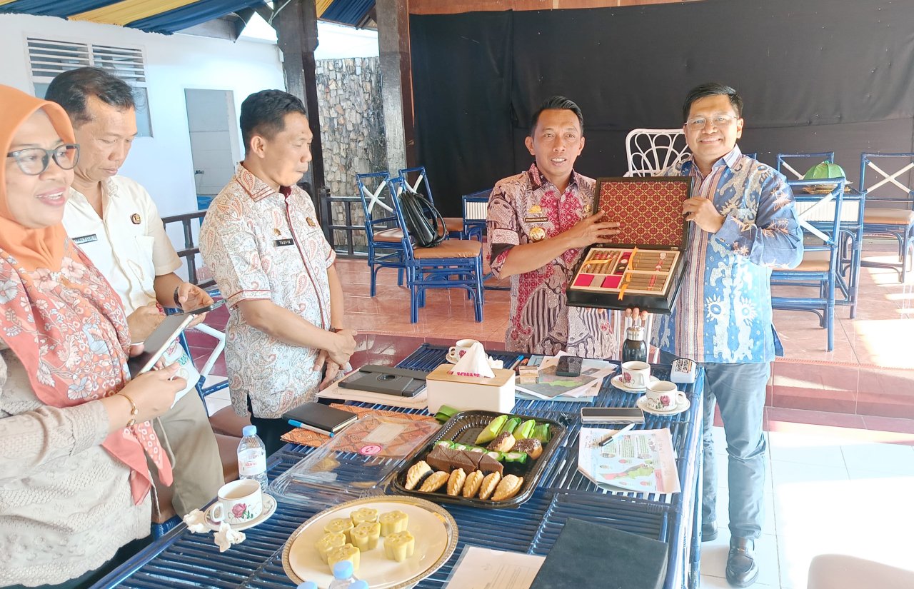 Terima Audiensi PTPN, Bupati Sidrap Tegaskan Pemanfaatan HGU untuk Kesejahteraan Masyarakat