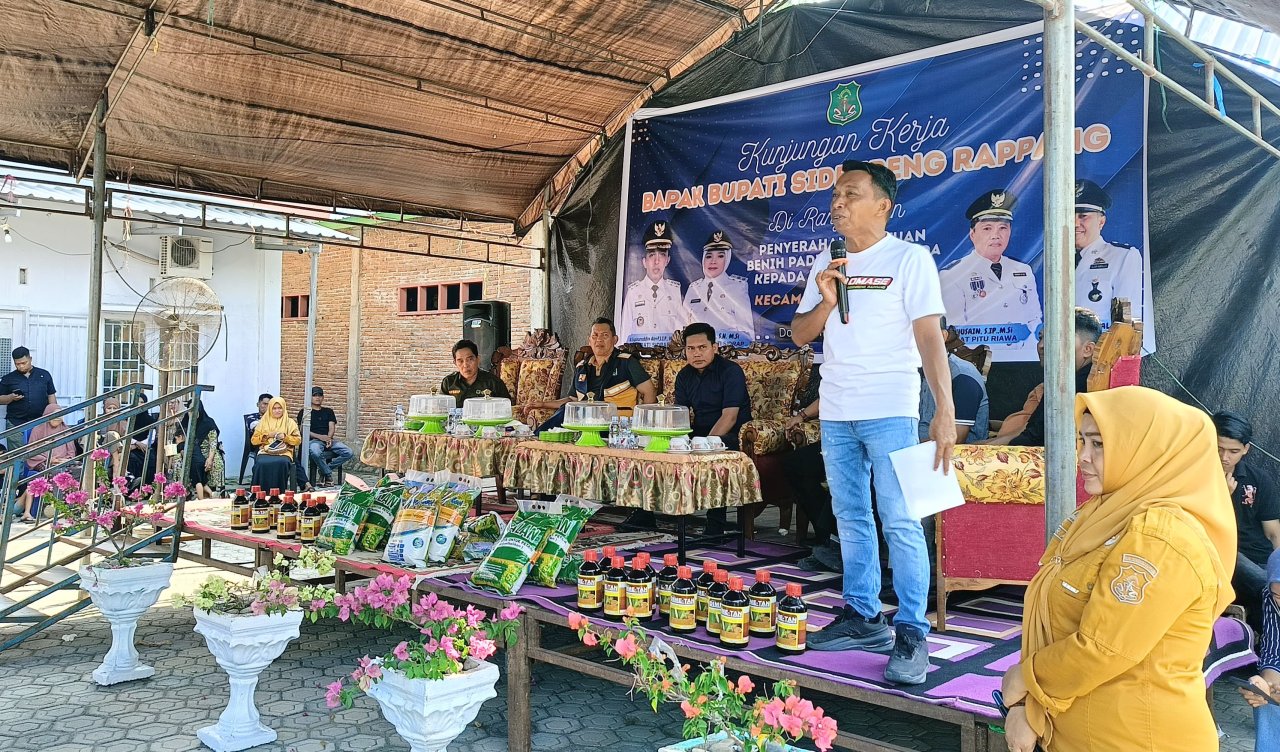Syaharuddin Alrif Perkuat Ketahanan Pangan Melalui Bantuan untuk Petani Pitu Riawa