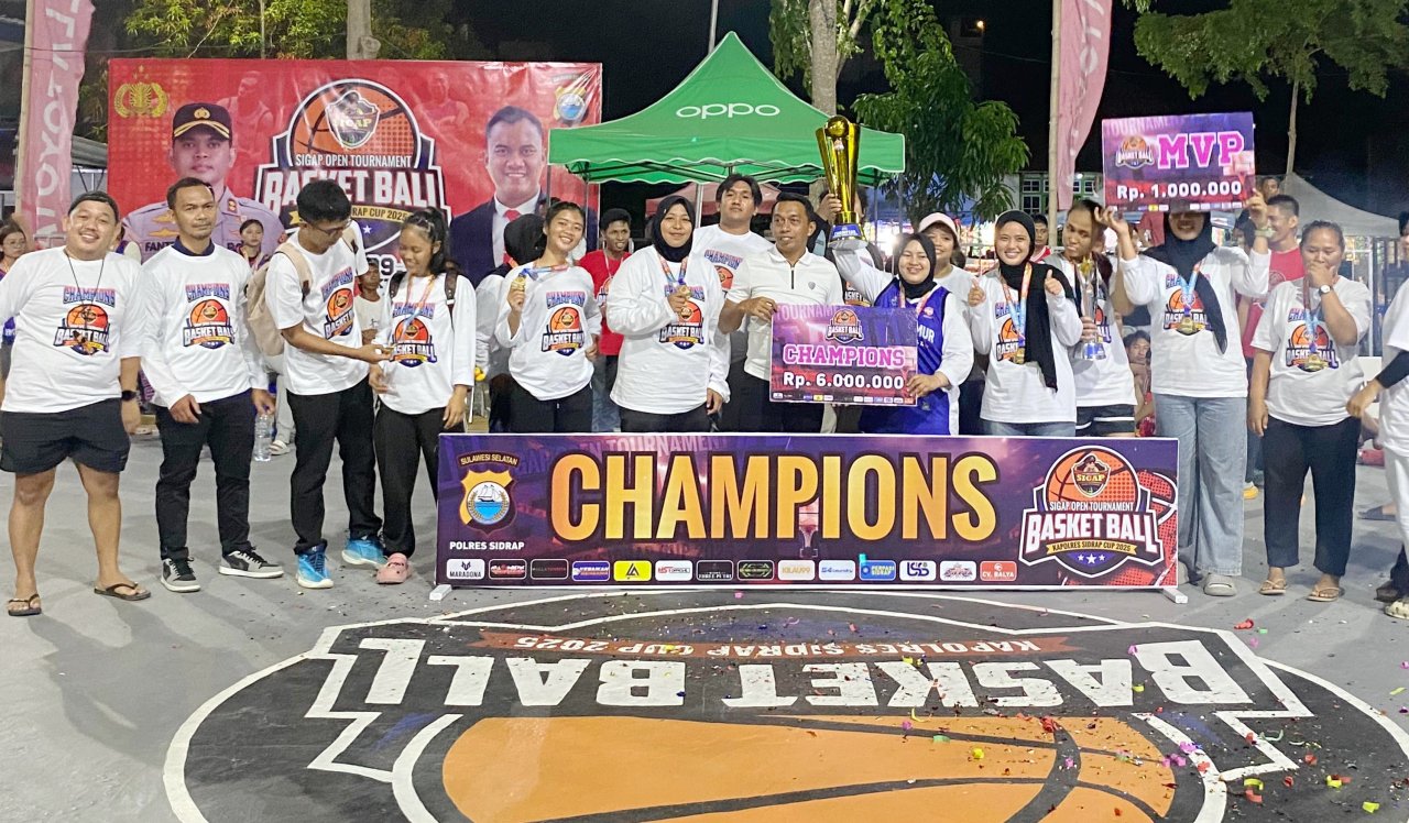 Bupati Syaharuddin Tutup Turnamen Basket Kapolres Cup, Rumah Kuning dan Sidrap Timur Raih Juara