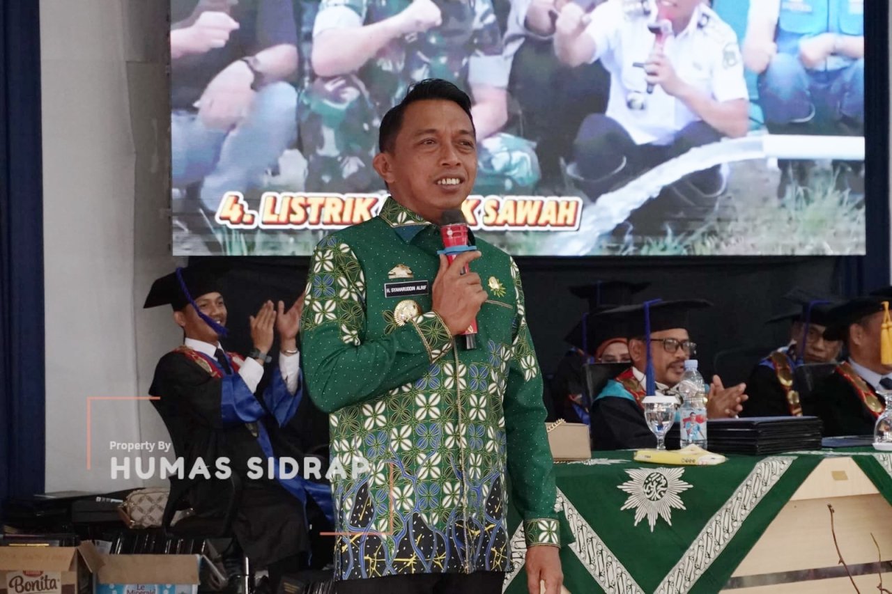 Bupati Sidrap Hadiri Wisuda VII UMS Rappang, Lepas 553 Alumni