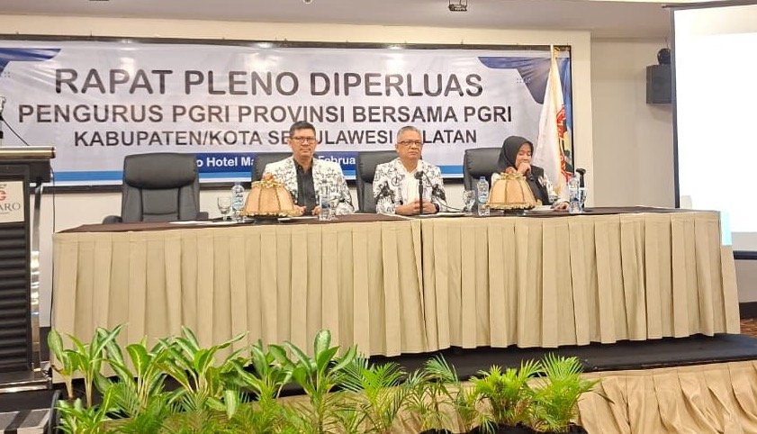 Di Rapat Pleno PGRI Sulsel, Nurkanaah Tegaskan Kesiapan Sidrap Gelar Porsenijar 2026