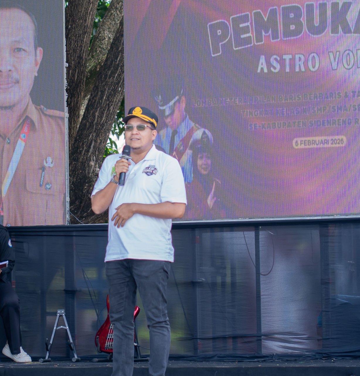 Sekda Buka Lomba Keterampilan Baris Berbaris di SMAN 2 Sidrap