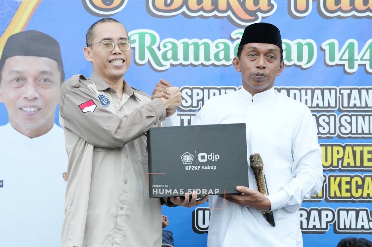 Pemkab Sidrap Raih Penghargaan 100 Persen Pengiriman Data Pajak