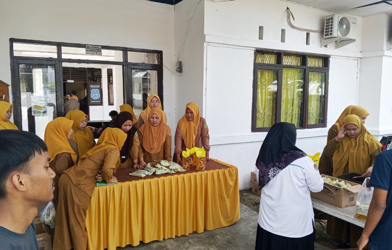 Gelar Operasi Pasar Murah di Kulo, Pemkab Sidrap Pastikan Stok Pangan Terjangkau