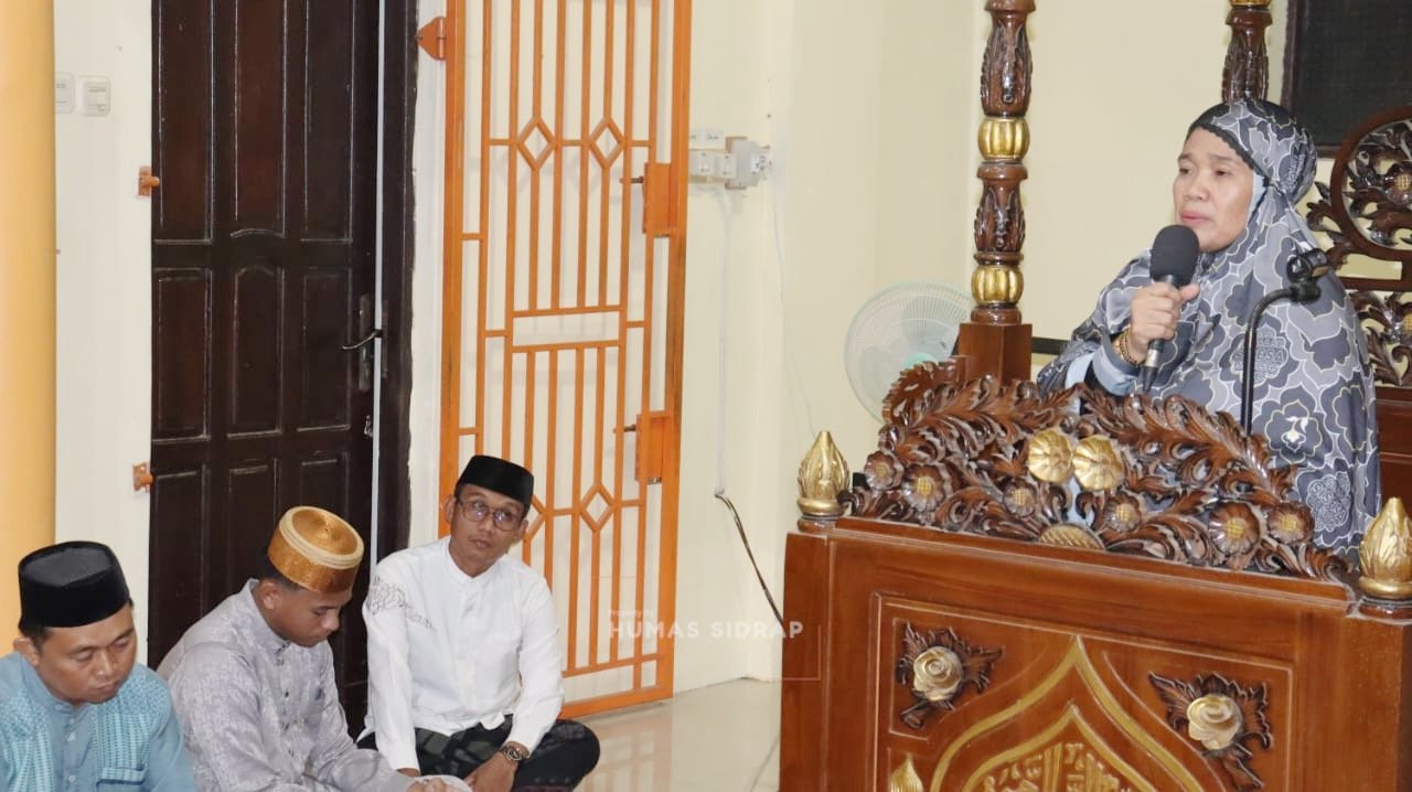 Wakil Bupati Sidrap Ajak Warga Arateng Jadi Pionir Kebersihan Lingkungan