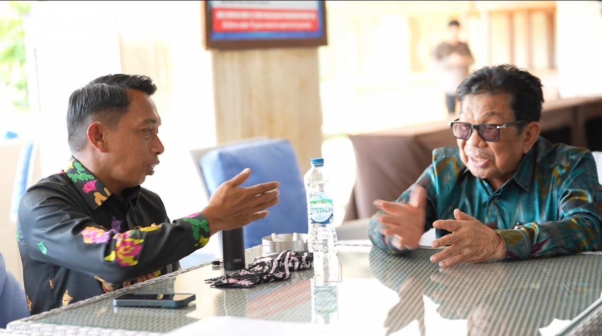 Dua Jam Berdiskusi, Bupati Syaharuddin dan Aksa Mahmud Bahas Rencana Strategis Ini