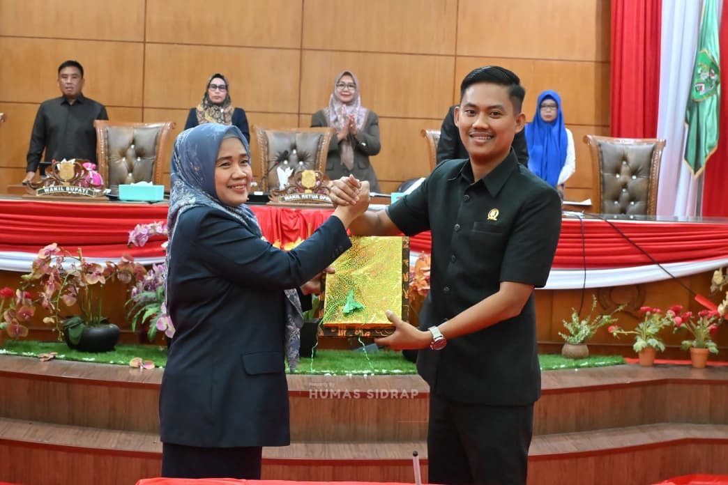 DPRD Sidrap Serahkan Catatan Rekomendasi Strategis LKPJ Kepala Daerah 2025