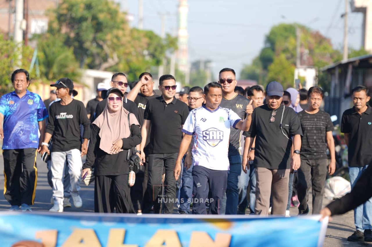 Pimpin Jalan Sehat, Bupati Sidrap Tekankan Peran Kampus dalam Pembangunan Daerah