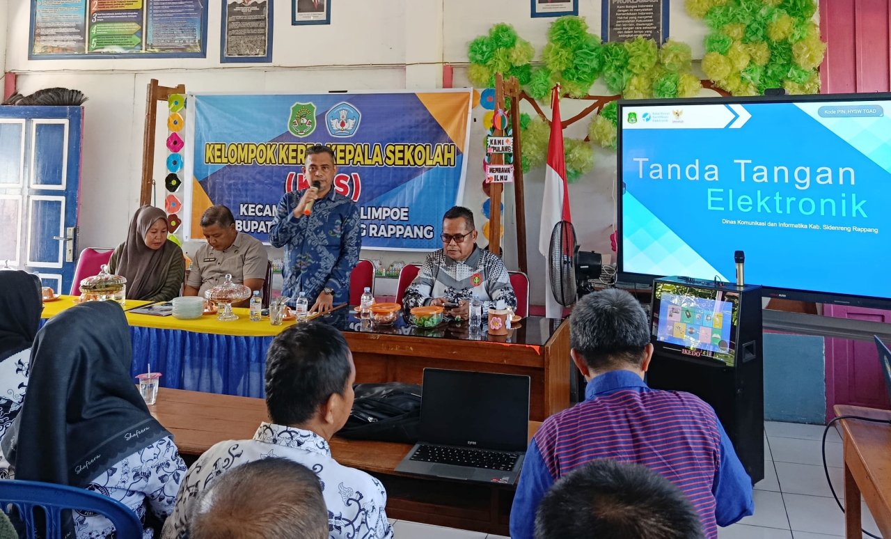 Percepat Digitalisasi, Dinas Kominfo Sidrap Sasar Kepala SD di Tellu Limpoe