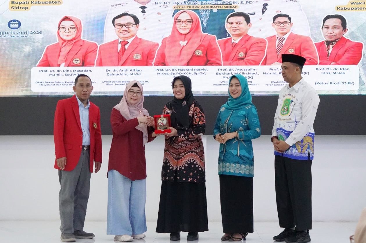 Tekan Angka Stunting, TP PKK Sidrap Gandeng FK Unhas Adakan SosialisasI