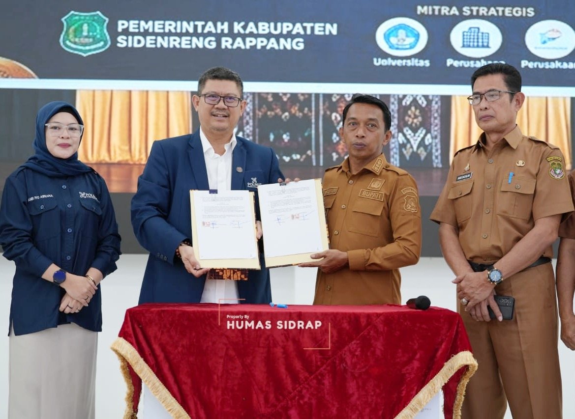 Pacu Kualitas SDM, Pemkab Sidrap Teken MoU Dengan Politeknik Nusantara Makassar