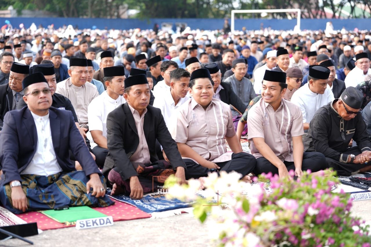 Salat Iduladha di Stadion Ganggawa, Bupati Syaharuddin Alrif Paparkan Capaian Daerah