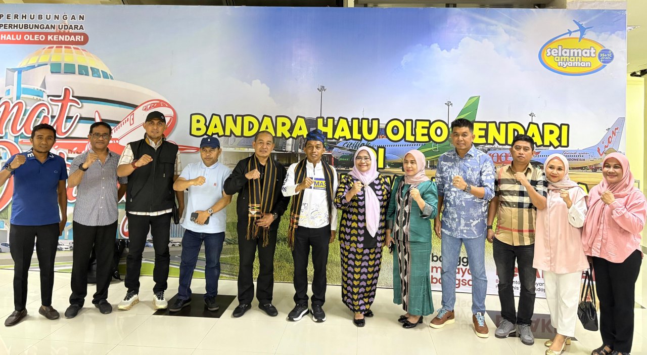 Tiba di Kendari, Bupati Sidrap dan Ketua DPRD Disambut Hangat Kebugis Sultra