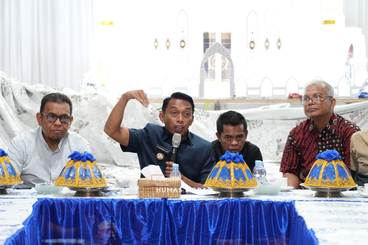 Jaga Stabilitas Harga Telur, Bupati Sidrap Dialog Bersama Peternak dan Pedagang
