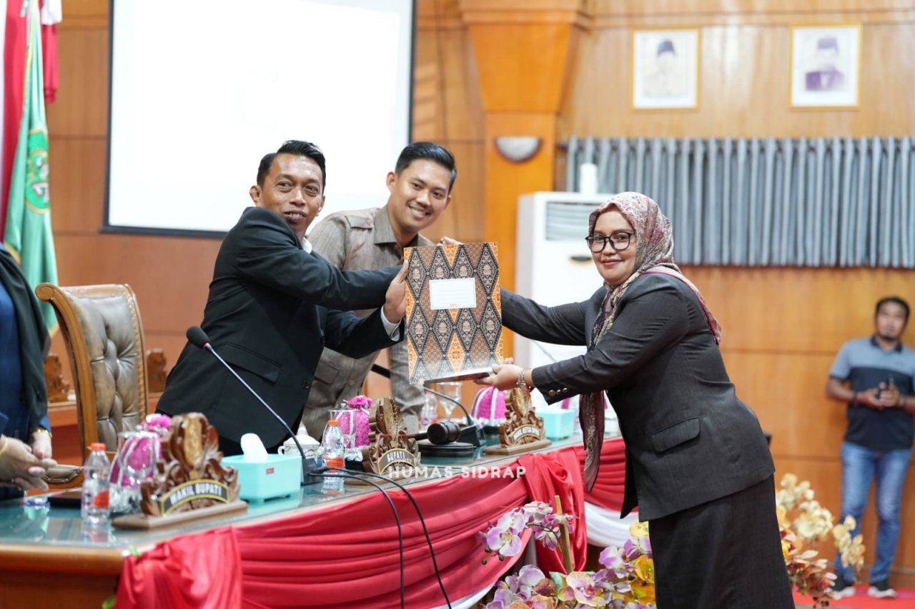 DPRD dan Pemkab Sidrap Lanjutkan Pembahasan Empat Ranperda dalam Rapat Paripurna