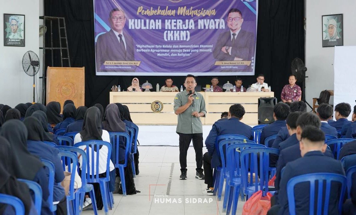 Bupati Syaharuddin Bekali Mahasiswa KKN UMS Rappang, Ajak Berkontribusi dalam Transformasi Sidrap