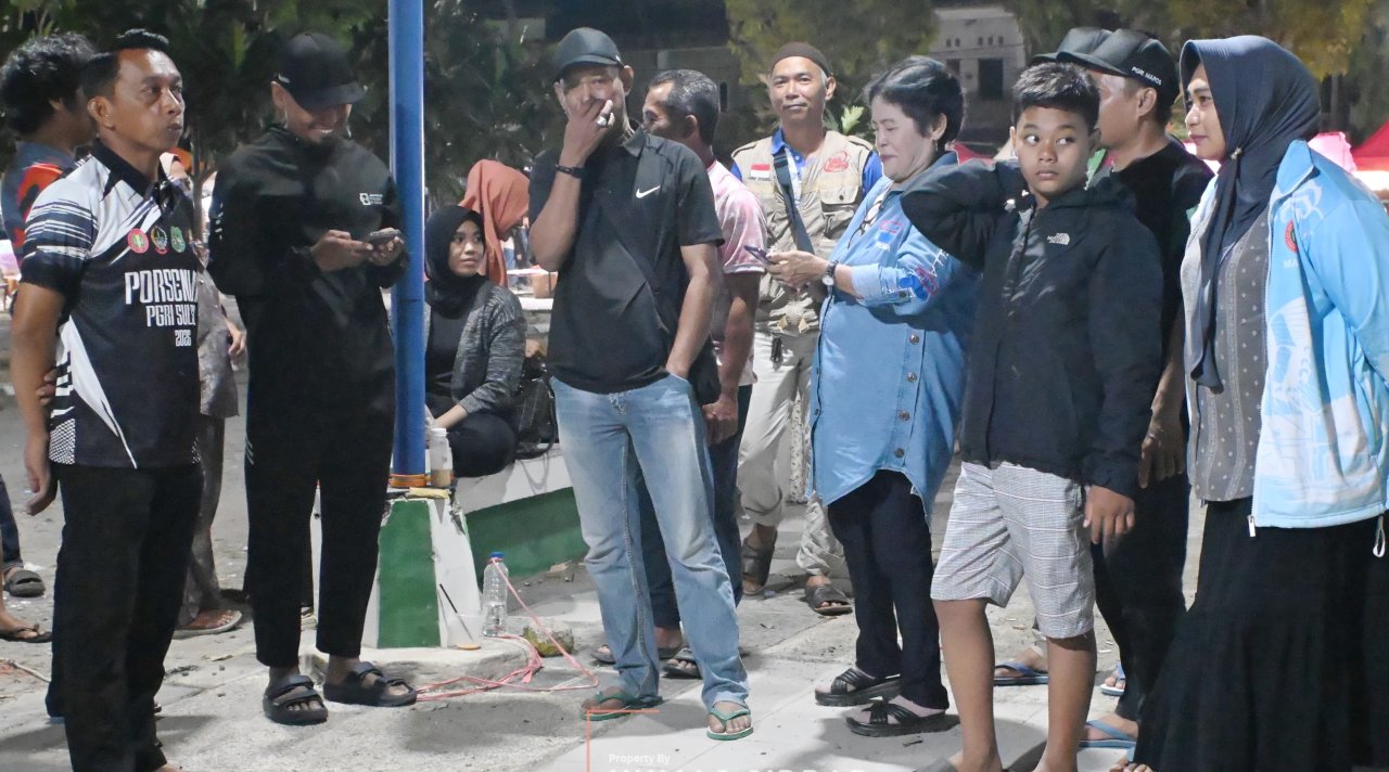 Bupati Syaharuddin Tinjau Lomba Pop Song Putri, Porsenijar PGRI Sulsel Makin Semarak