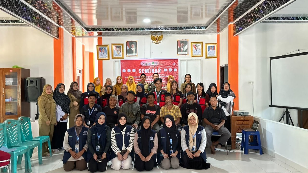 Mahasiswa KKN Profesi Kesehatan Unhas Paparkan Program Pengabdian Berbasis Kebutuhan Warga Desa Talawe