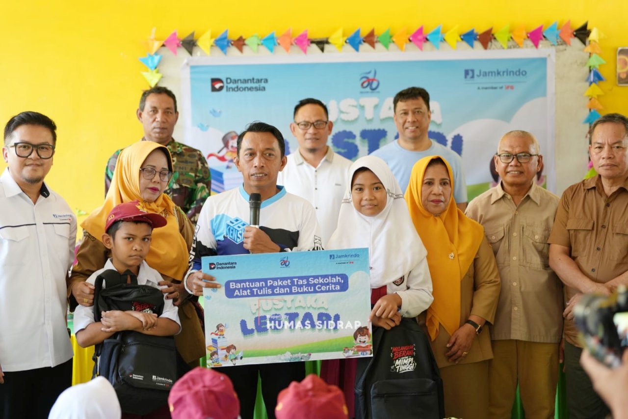 Belajar Makin Semangat, Siswa SD Negeri 4 Wanio Dapat Dukungan dari Jamkrindo