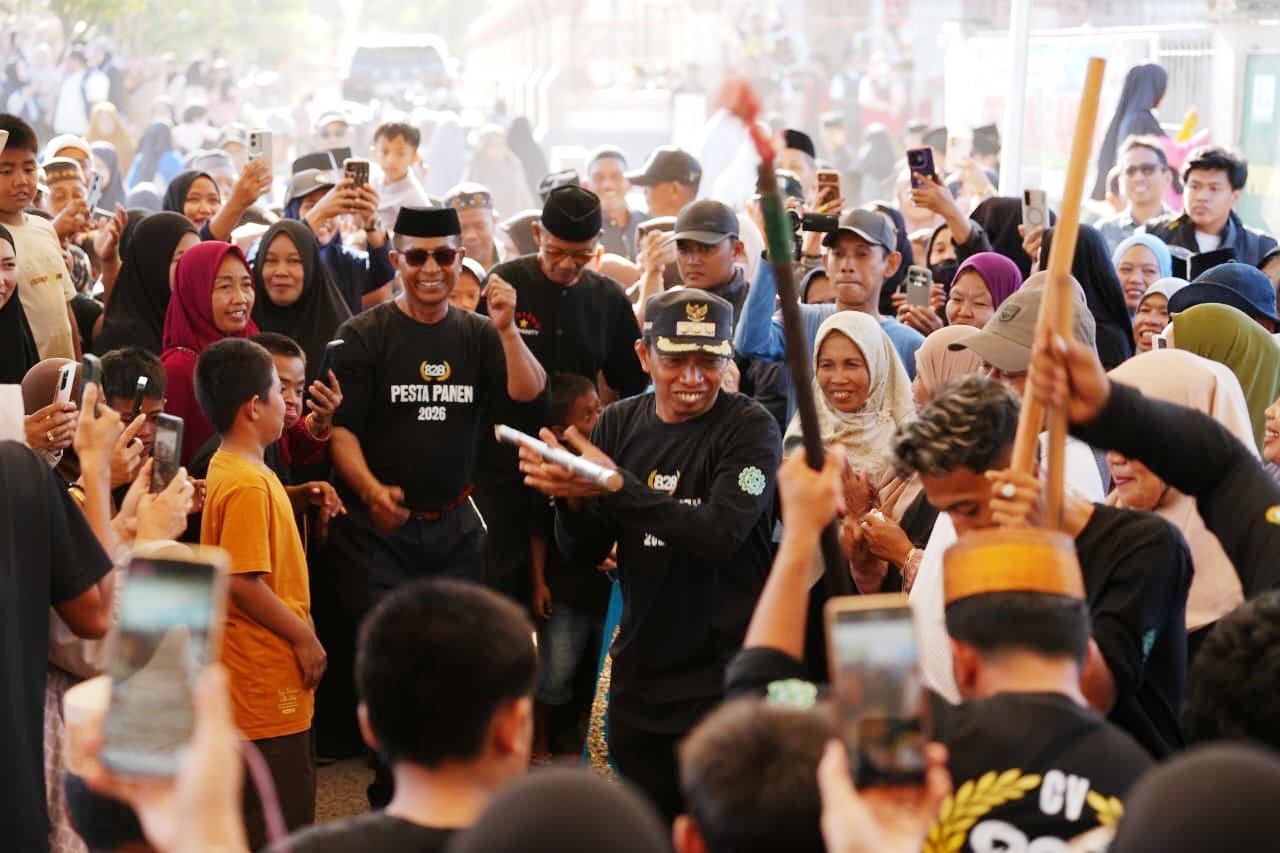 Bupati Syaharuddin Alrif 