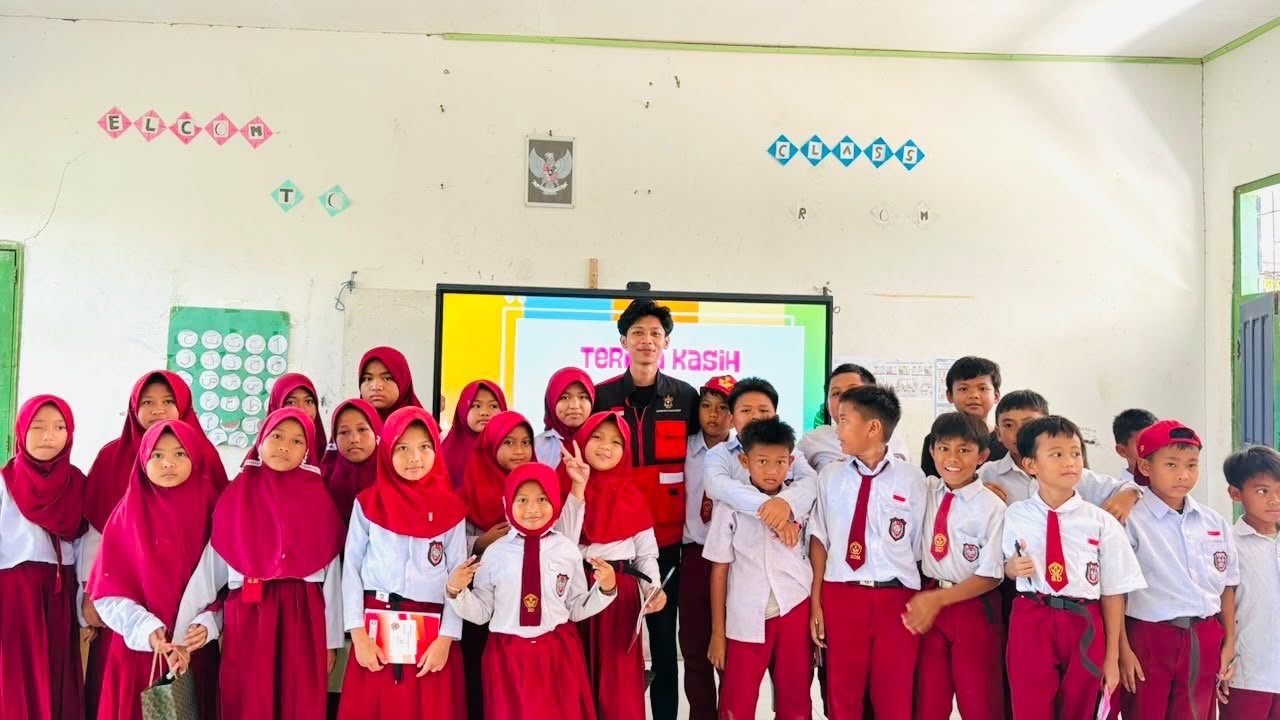 Mahasiswa KKN Unhas di Ajubissue Ajarkan Anak Cara Mengelola Emosi dengan Baik