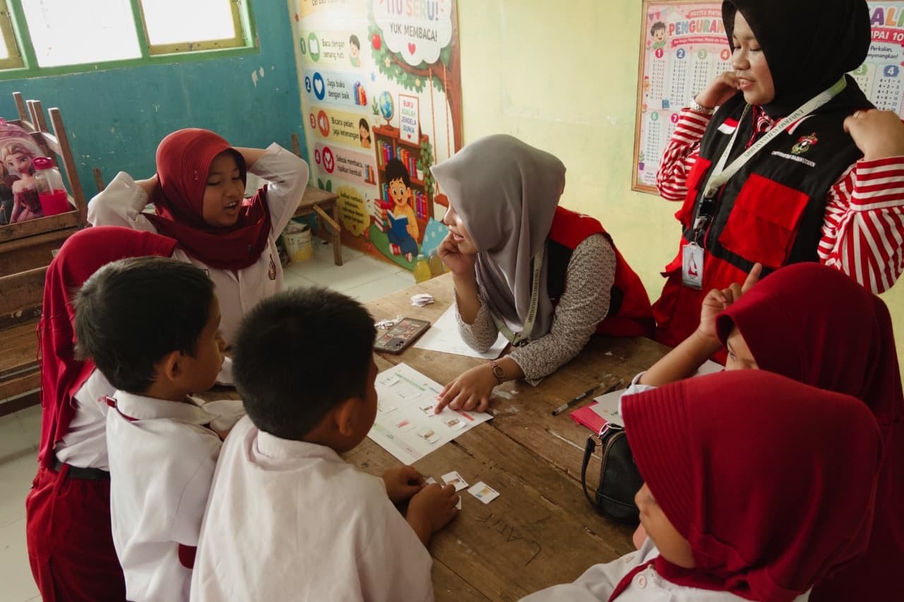 Murid SD di Desa Bina Baru Sidrap Jalankan Misi Detektif Gula, Ini Targetnya
