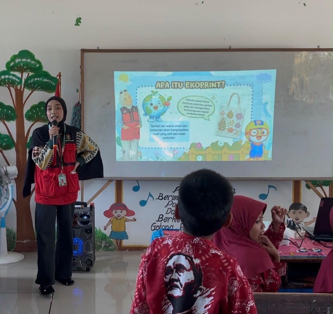 Murid SD di Mojong Dikenalkan Seni Berbasis Alam