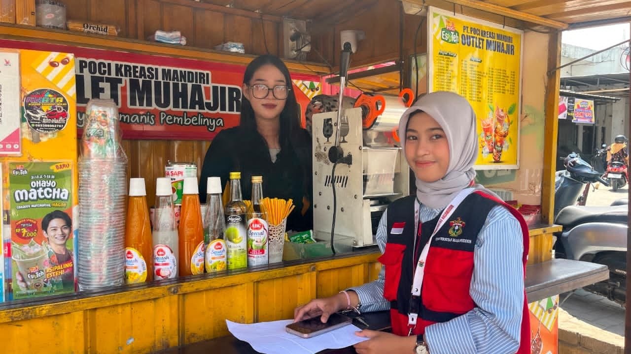 Mahasiswa KKN-T Unhas Digitalisasikan UMKM Melalui Google Maps dan Google Business Profile di Tanru Tedong Sidrap