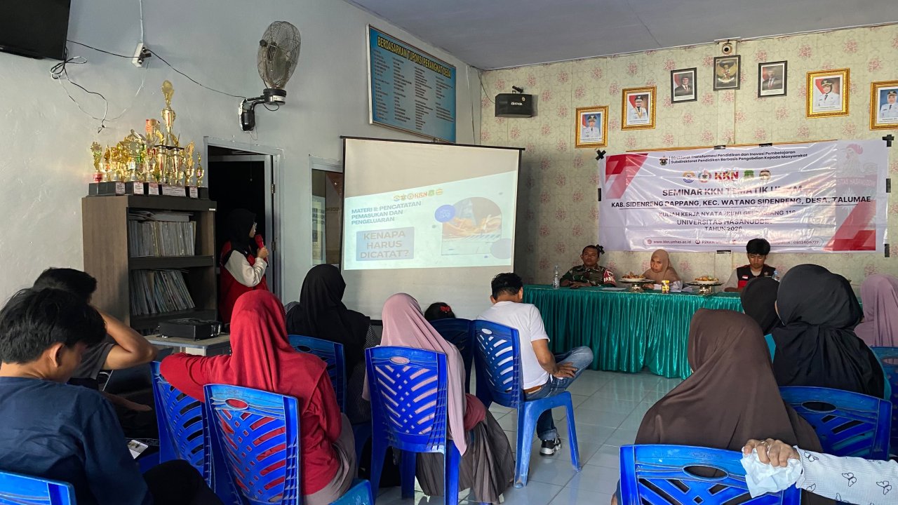 Dari Buku Kas Sederhana hingga Hitung HPP, KKN Unhas Tingkatkan Literasi Keuangan UMKM Talumae
