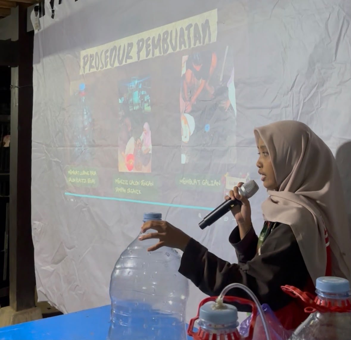 Mahasiswa KKN Tematik Perubahan Iklim Unhas Kembangkan SIGAB, Ubah Sampah Organik Menjadi Kompos di Desa Mojong