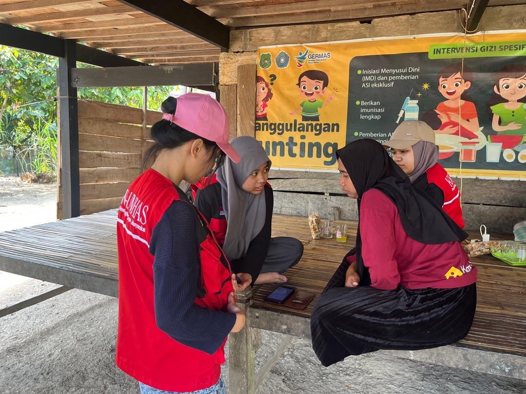 Mahasiswa KKN Dampingi Pelaku UMKM Desa Damai Kelola Pencatatan Keuangan Usaha