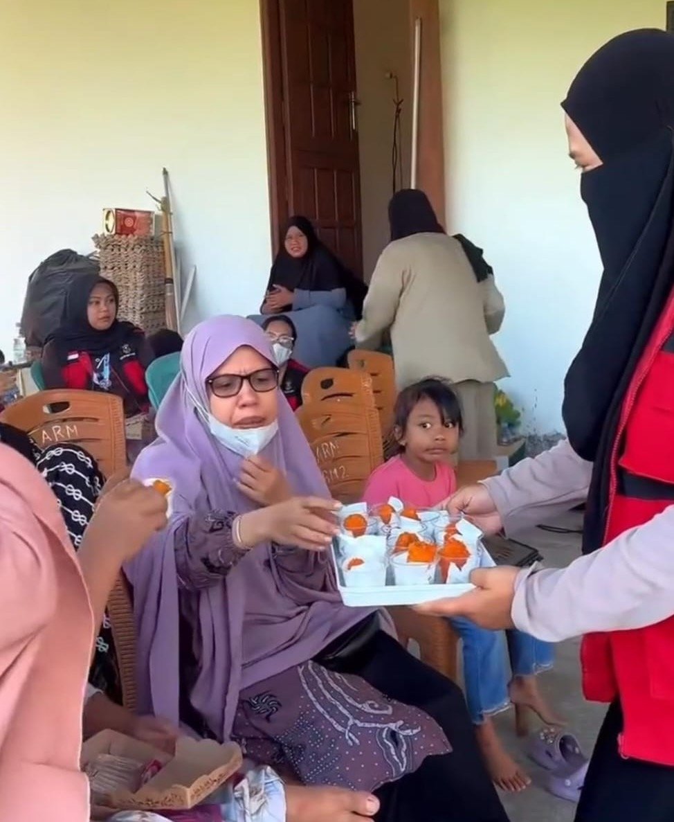 Sukseskan One Egg One Day, Mahasiswa KKN Unhas Sosialisasikan NUGGIZ Bersama Ibu PKK Desa Mario