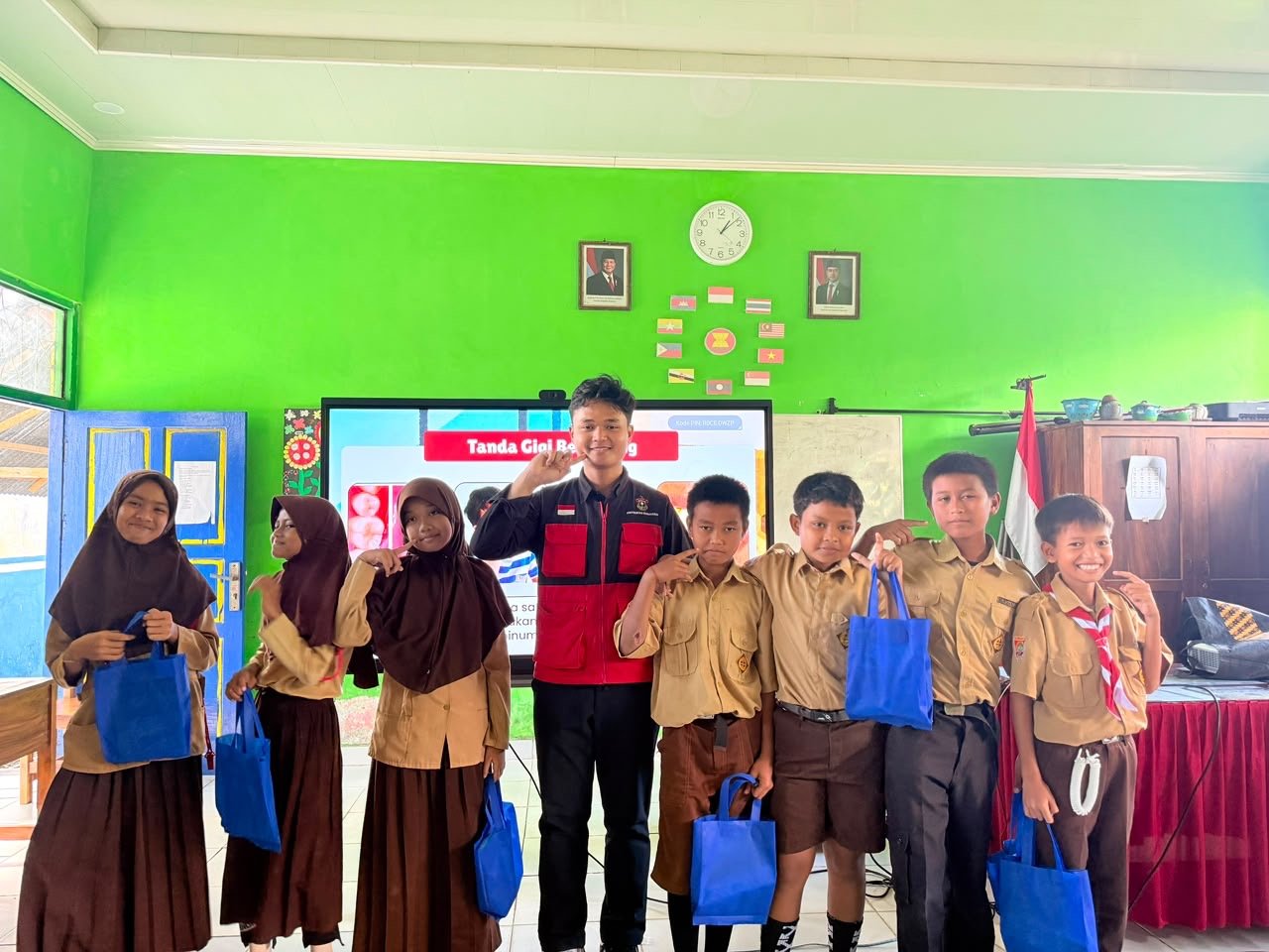 Mahasiswa KKN Unhas Tanamkan Kebiasaan Sehat, Siswa SD Desa Lise Makin Peduli Kesehatan Gigi