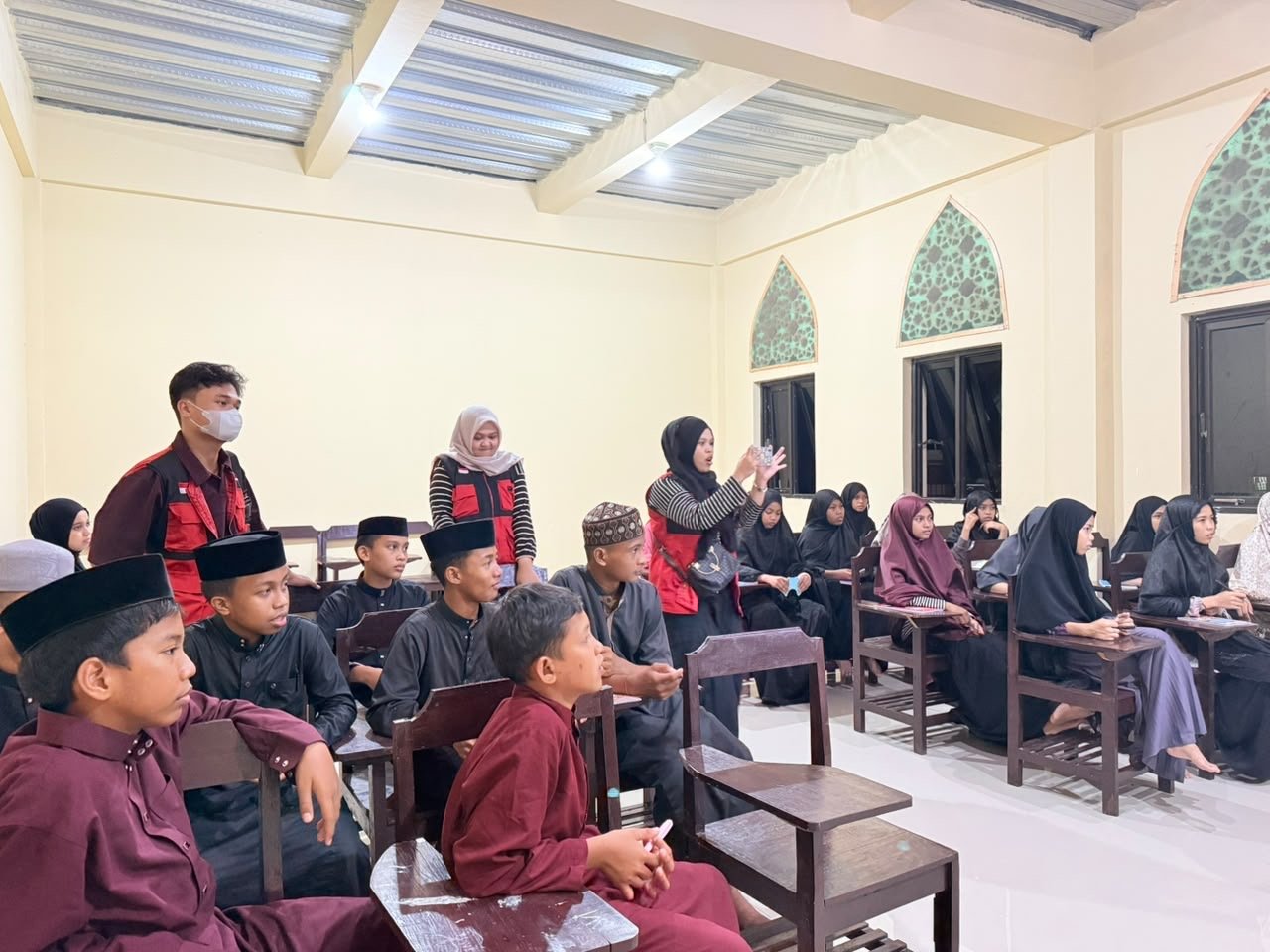 Dari Desa Lise, Program SUNSHIELD Tumbuhkan Kesadaran Pentingnya Melindungi Kulit dari Sinar UV