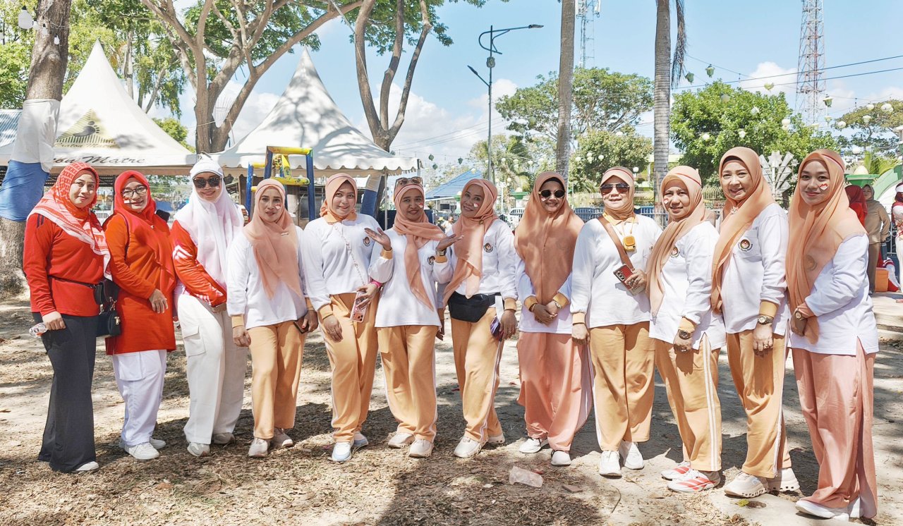 Semarak HUT RI, DWP Sidrap Pererat Kekompakan Lewat Lomba Seru dan Pertemuan Rutin