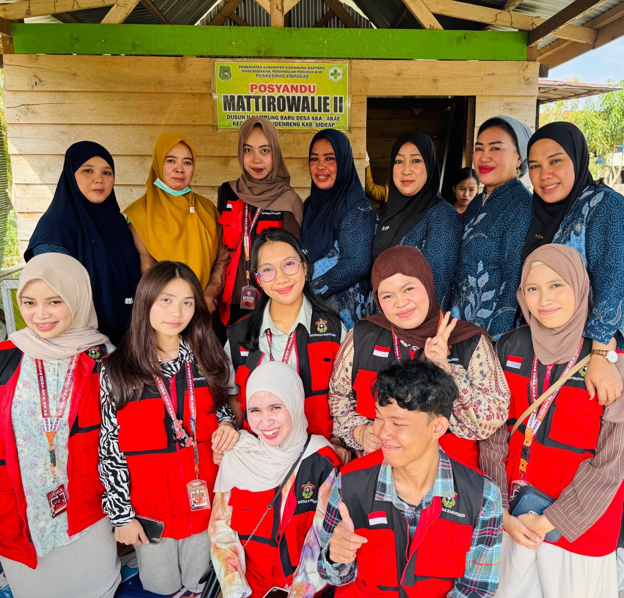 Bekal Tumbuh Kembang Anak, Mahasiswa KKN-PK Unhas Bagikan Tips MPASI Sehat di Aka-Akae