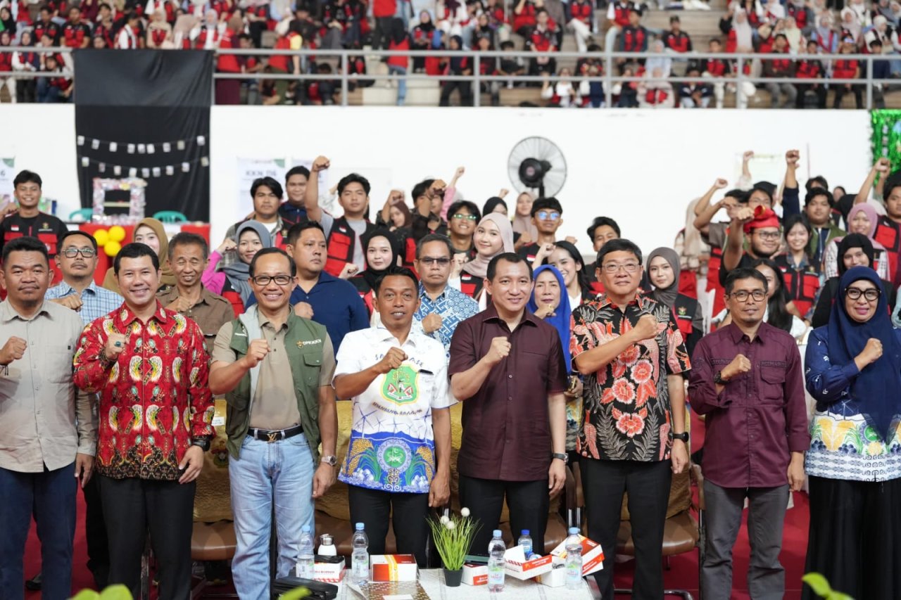 Narasumber Utama Expo KKN Unhas, Bupati Syaharuddin Puji Dampak Positif Pengabdian Mahasiswa