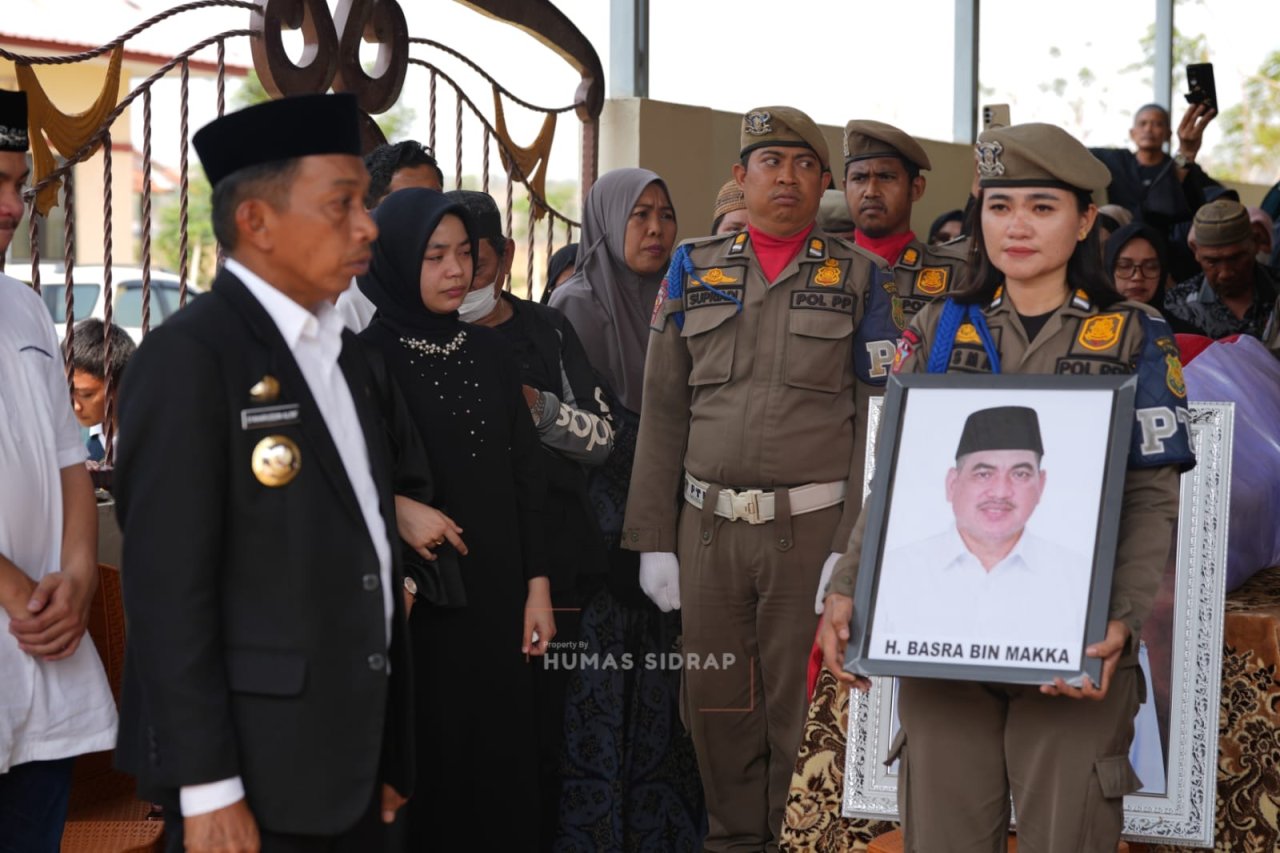 Syaharuddin Alrif Pimpin Pelepasan Jenazah Mantan Penjabat Bupati Sidrap