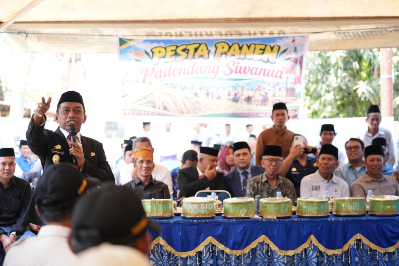 Mappadendang Siwanua di Otting, Syaharuddin Ajak Petani Kompak Hadapi Musim Tanam