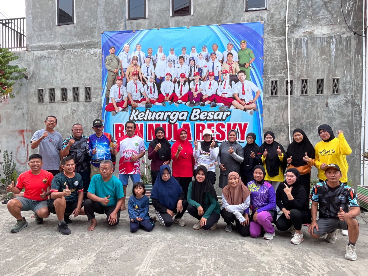 Senam Pagi di BTN Mula Resky, Nurkanaah Nikmati Kebersamaan Bersama Warga