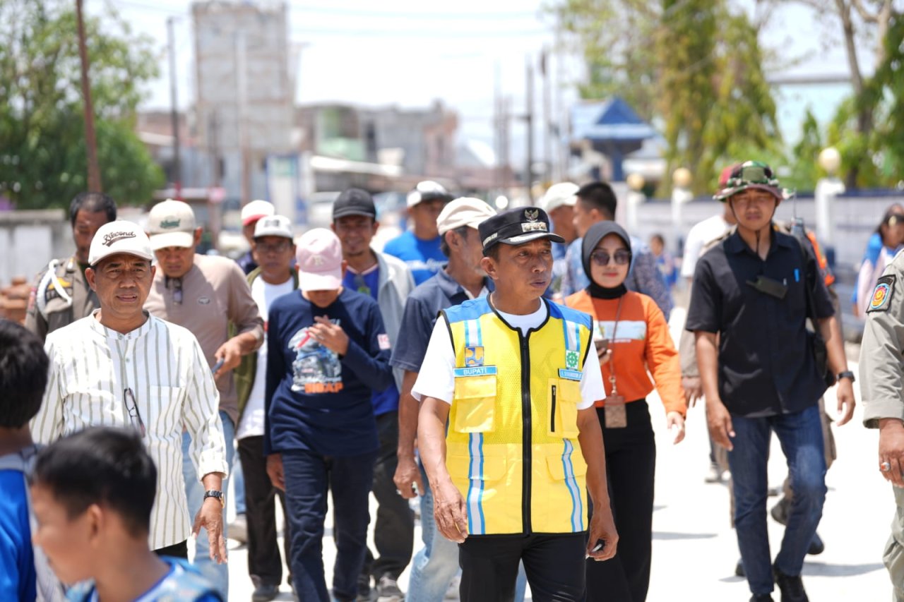 Bupati Syaharuddin Benahi Jalan Lorong Amparita, Warga Apresiasi Pembangunan